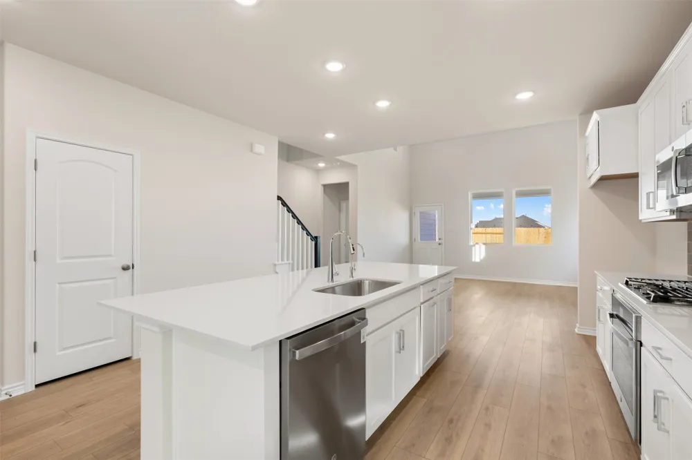 160 Ranier Way Dripping Springs, TX 78620