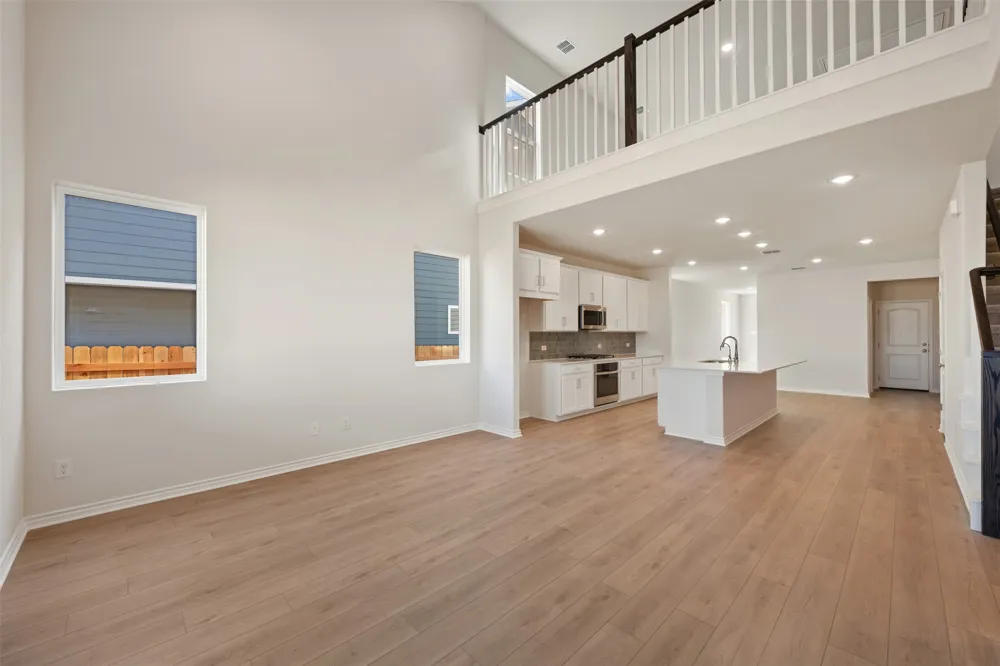 160 Ranier Way Dripping Springs, TX 78620