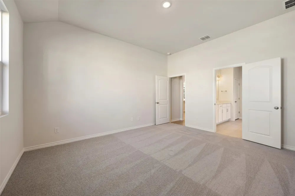 160 Ranier Way Dripping Springs, TX 78620