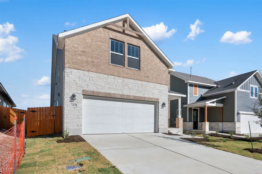 160 Ranier Way Dripping Springs, TX 78620