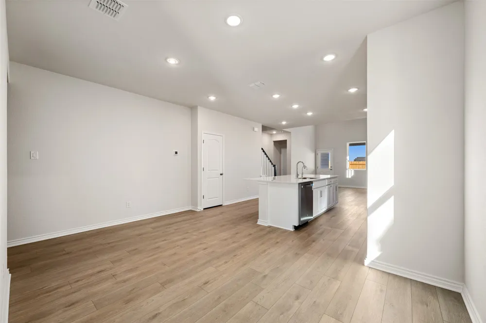 160 Ranier Way Dripping Springs, TX 78620