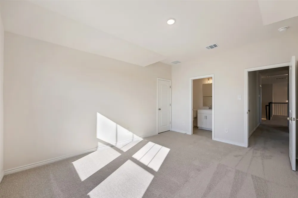 160 Ranier Way Dripping Springs, TX 78620