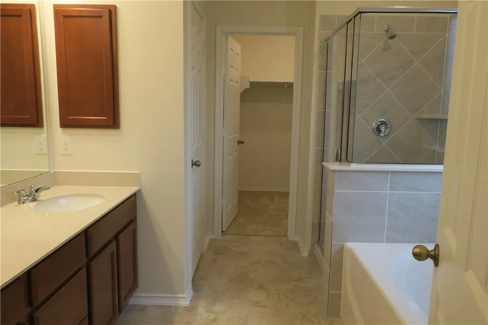 1313 Arbor Acres Loop Leander, TX 78641