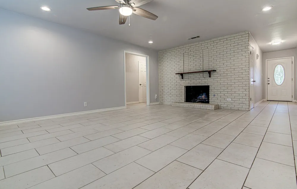 12111 Missel Thrush Court Austin, TX 78750