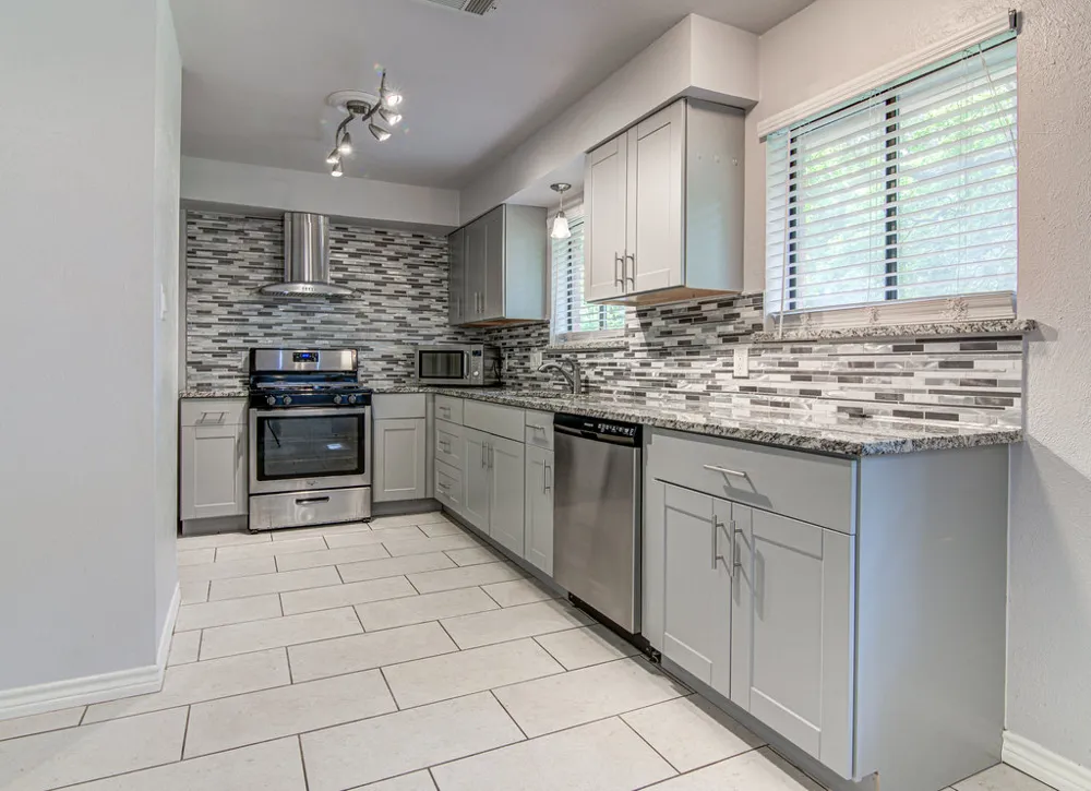 12111 Missel Thrush Court Austin, TX 78750