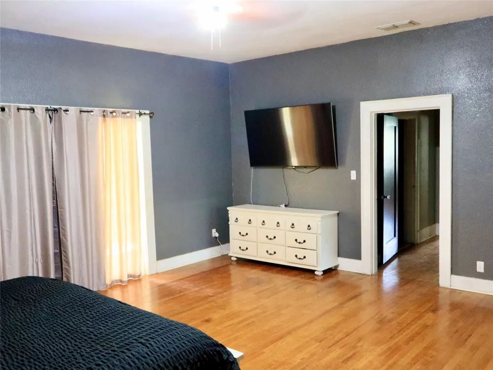 203 E Bennett Street Strawn, TX 76475