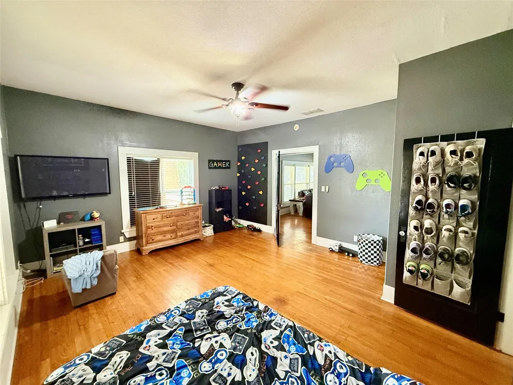 203 E Bennett Street Strawn, TX 76475