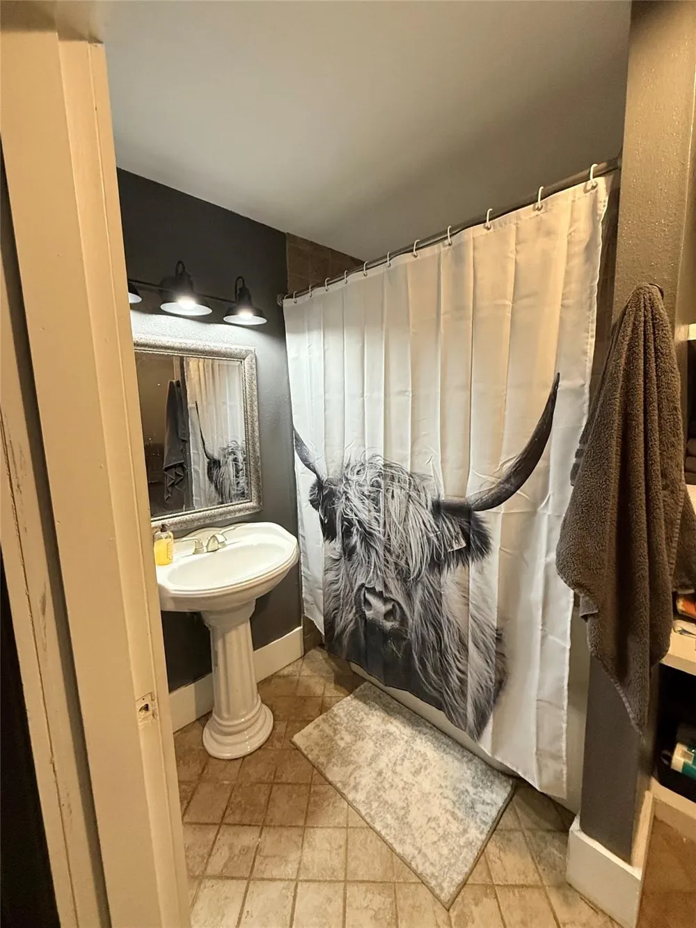 203 E Bennett Street Strawn, TX 76475