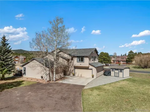 1860 Blackfoot Trail