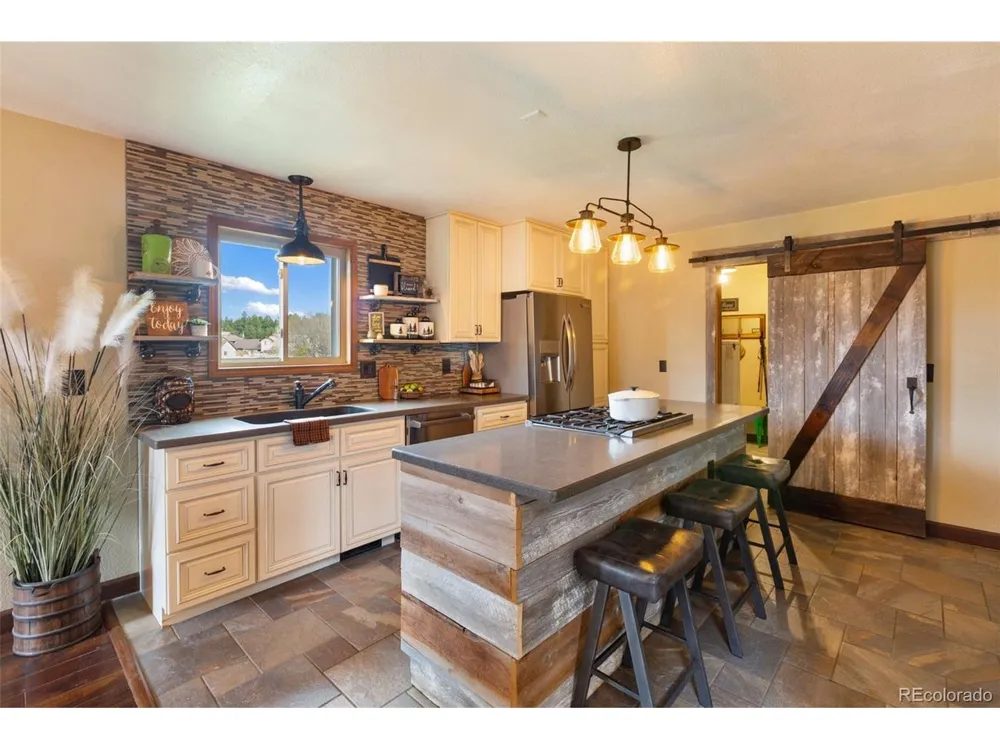 1860 Blackfoot Trail Woodland Park, CO 80863