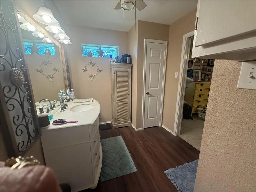 15 Meadow Lake Drive Trinity, TX 75862