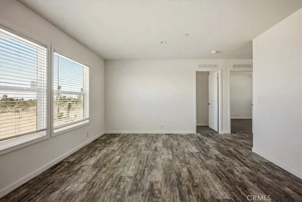 7625 Luna Road Phelan, CA 92371