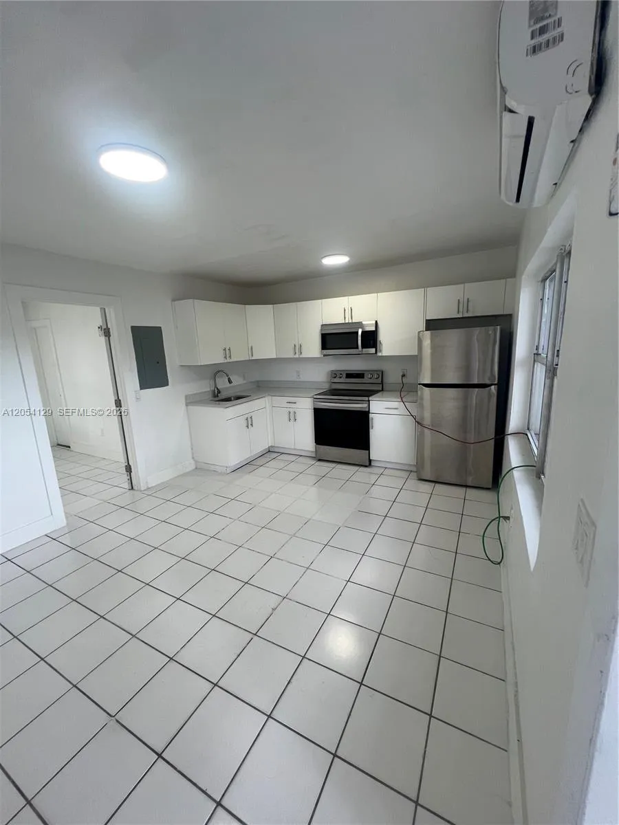 2560 WILMINGTON ST #2 Opa-Locka, FL 33054
