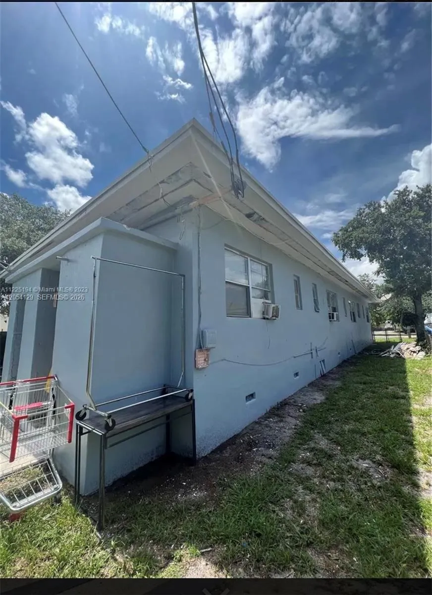 2560 WILMINGTON ST #2 Opa-Locka, FL 33054