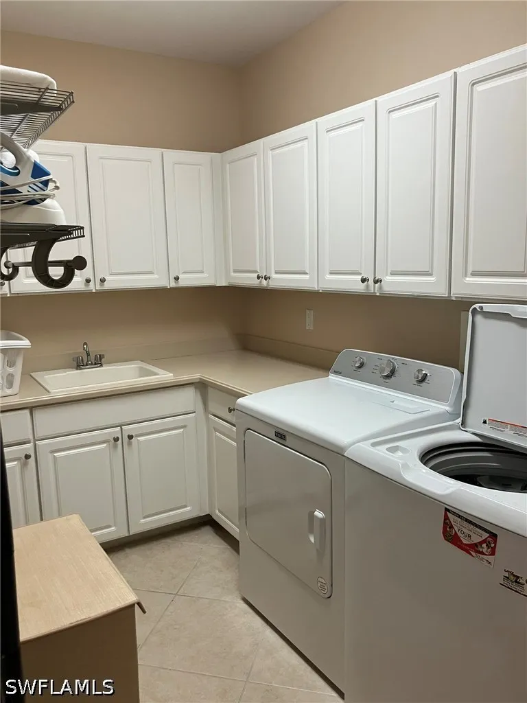 Lemuria Circle #1802 Naples, FL 34109