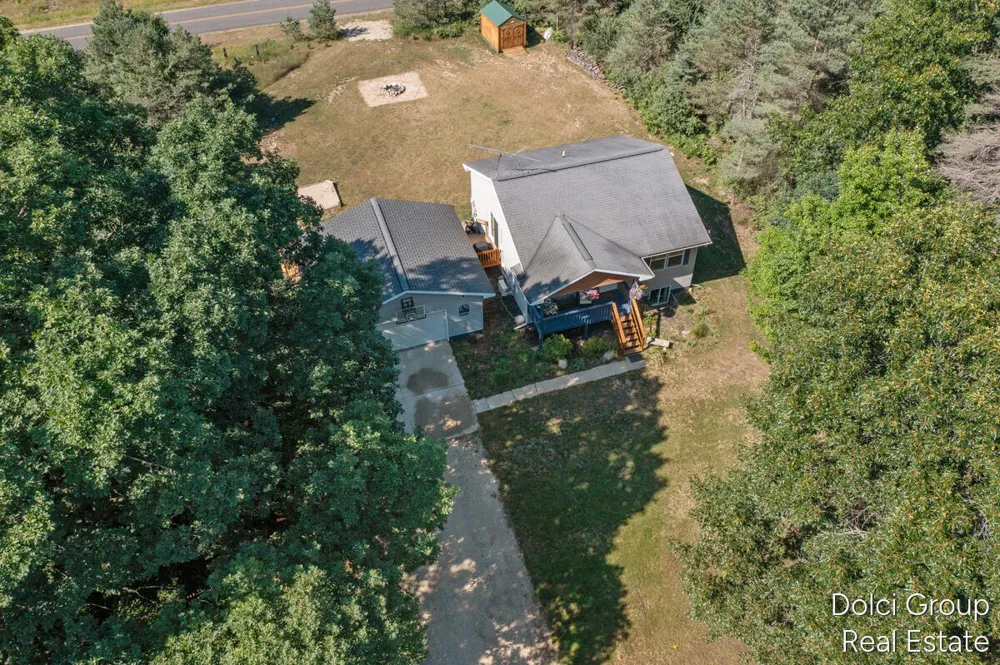 11778 Red Feather Lane Stanwood, MI 49346