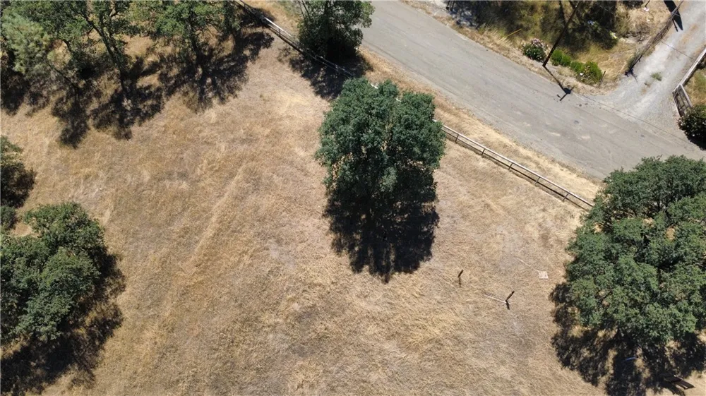 16562 Stagecoach Corning, CA 96021
