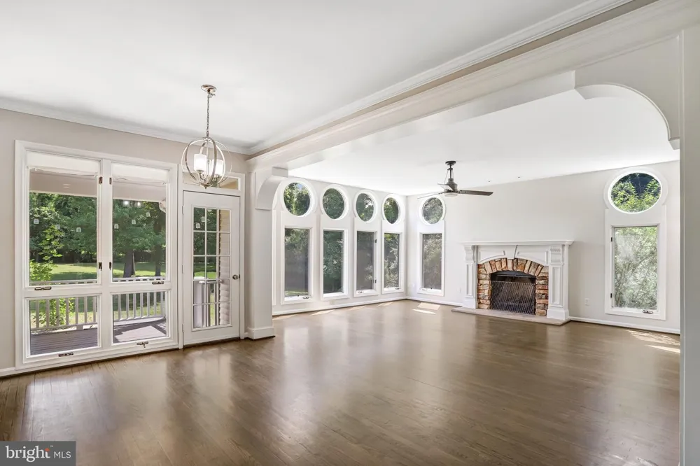 710 PARRISH FARM LANE Great Falls, VA 22066