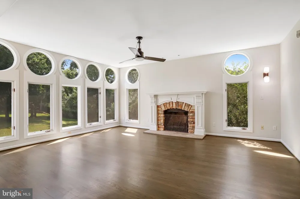 710 PARRISH FARM LANE Great Falls, VA 22066