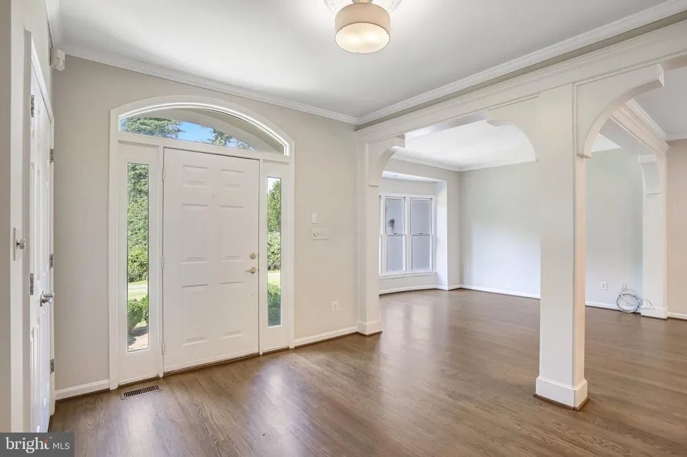710 PARRISH FARM LANE Great Falls, VA 22066