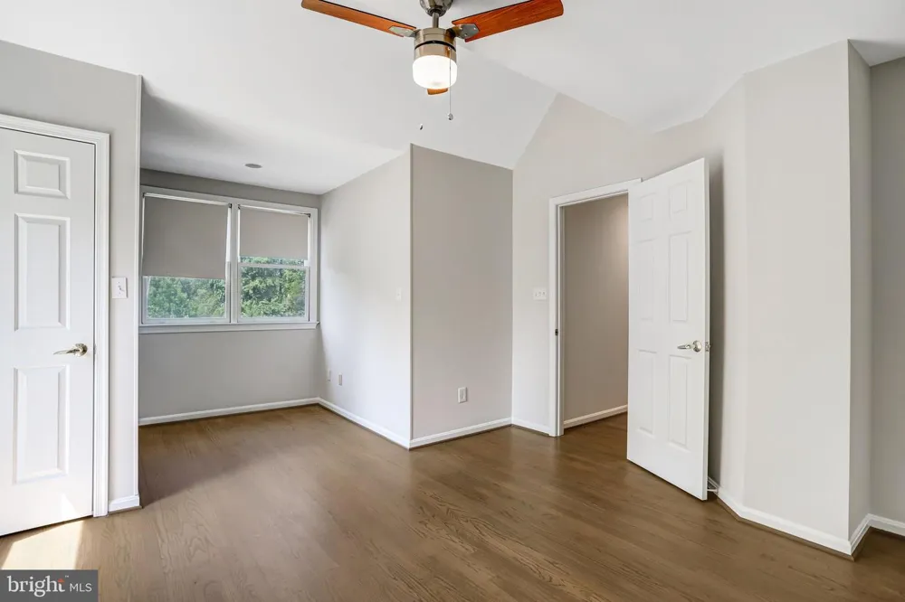 710 PARRISH FARM LANE Great Falls, VA 22066