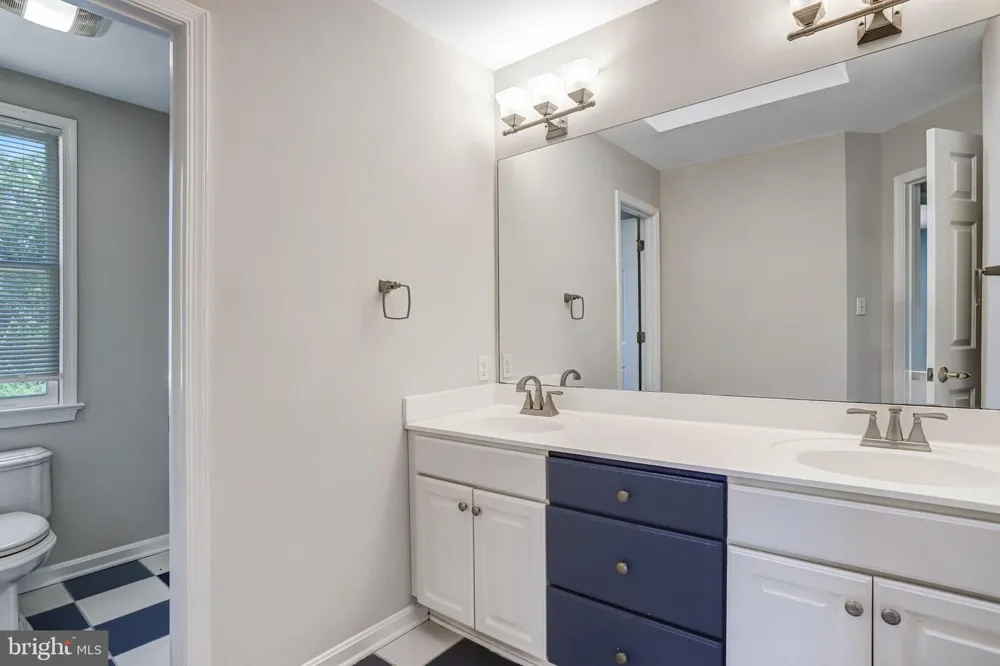 710 PARRISH FARM LANE Great Falls, VA 22066