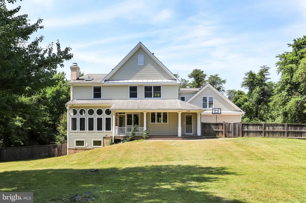710 PARRISH FARM LANE Great Falls, VA 22066