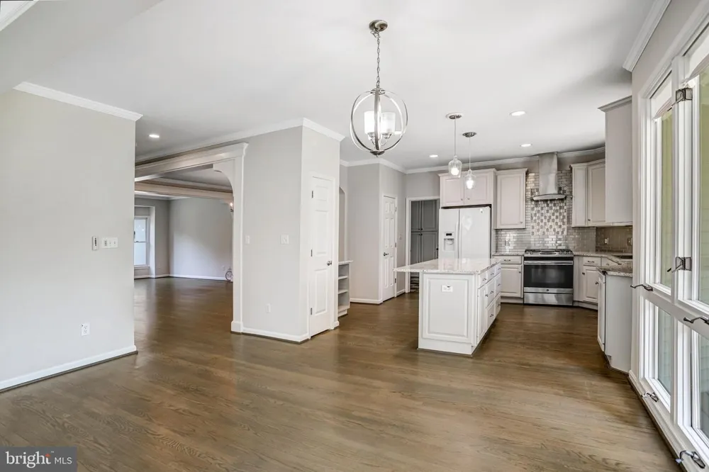 710 PARRISH FARM LANE Great Falls, VA 22066