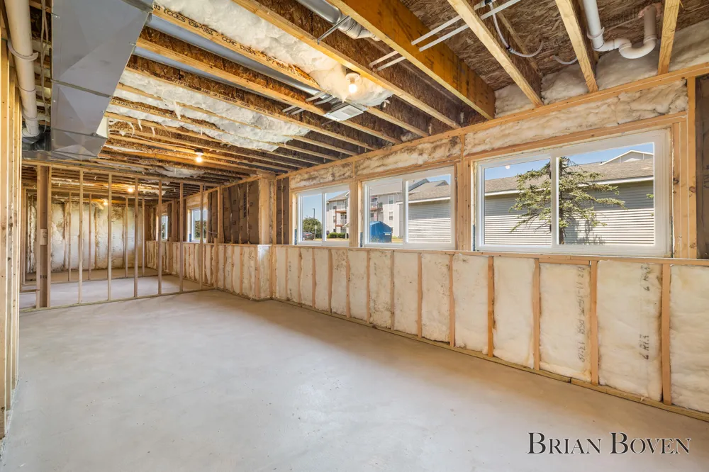 239 W Gardner Street NW Sparta, MI 49345