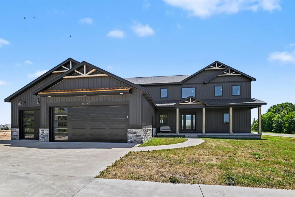 14390 New Holland Street Holland, MI 49424