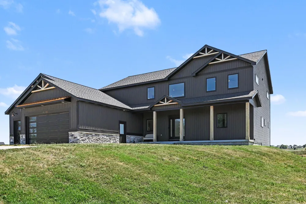 14390 New Holland Street Holland, MI 49424