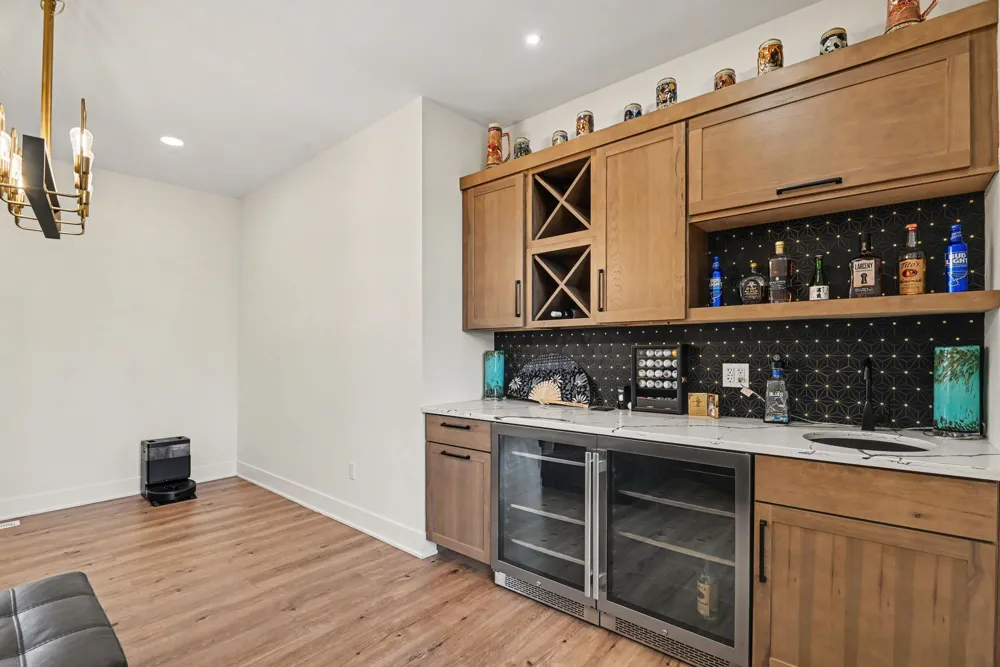 14390 New Holland Street Holland, MI 49424
