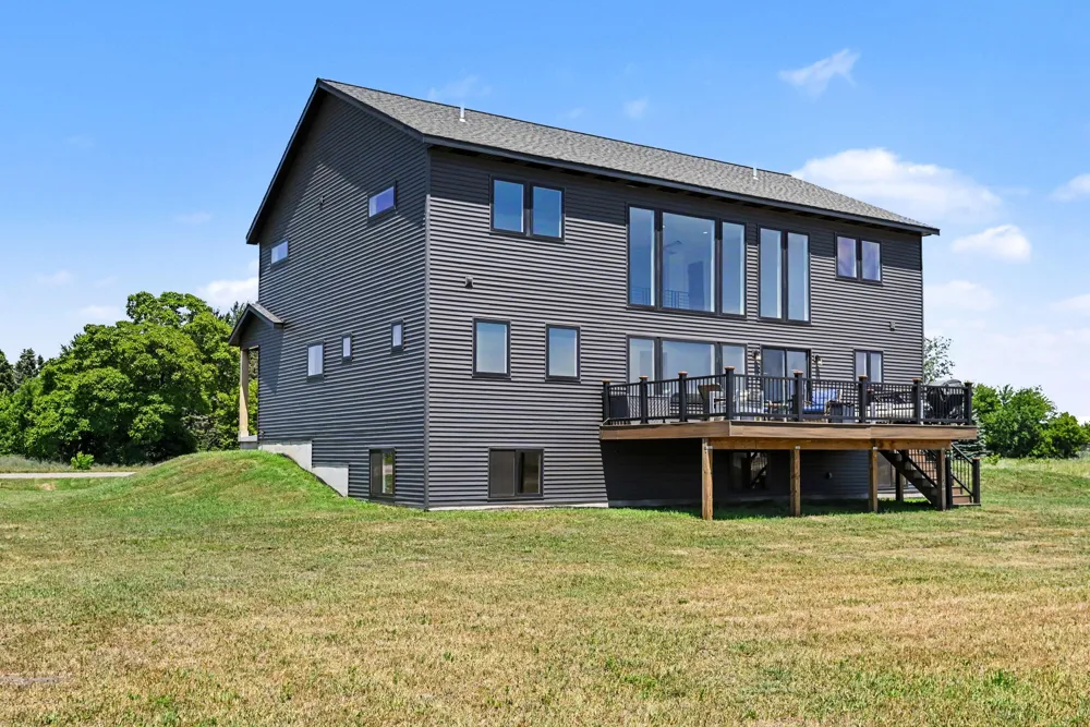 14390 New Holland Street Holland, MI 49424