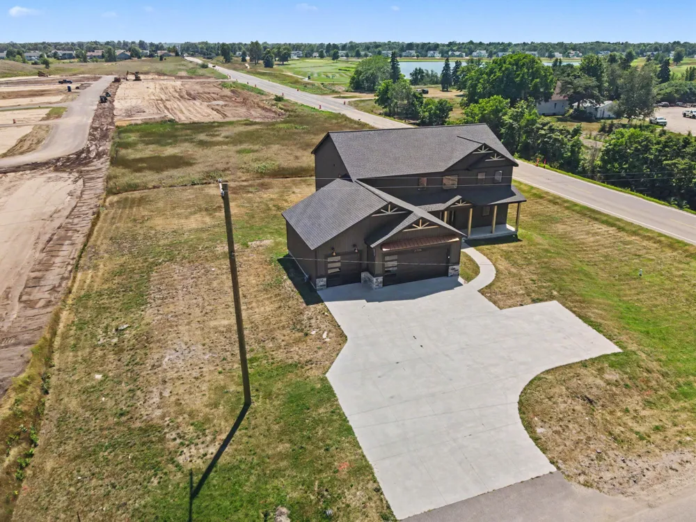 14390 New Holland Street Holland, MI 49424