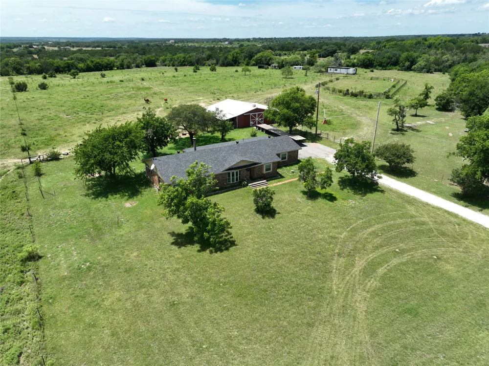 377 County Road 3244 Hico, TX 76457