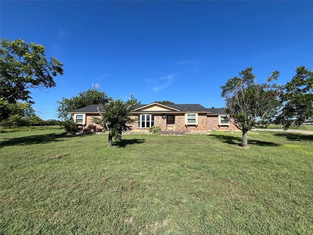 377 County Road 3244 Hico, TX 76457