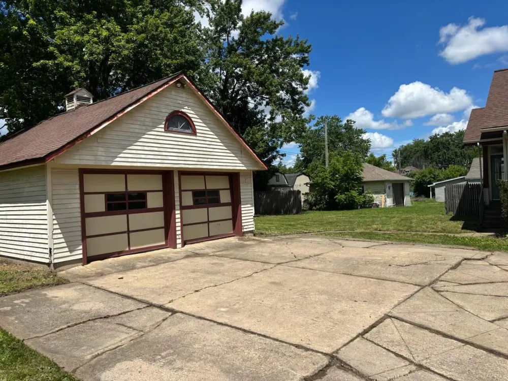 3194 Main Street Marlette, MI 48453