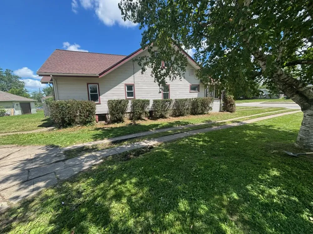 3194 Main Street Marlette, MI 48453