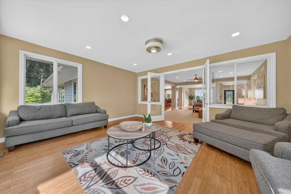 9348 Stoneview Lane Whitmore Lake, MI 48189