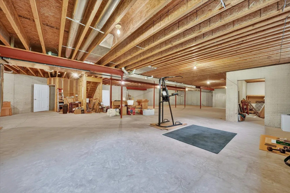 9348 Stoneview Lane Whitmore Lake, MI 48189