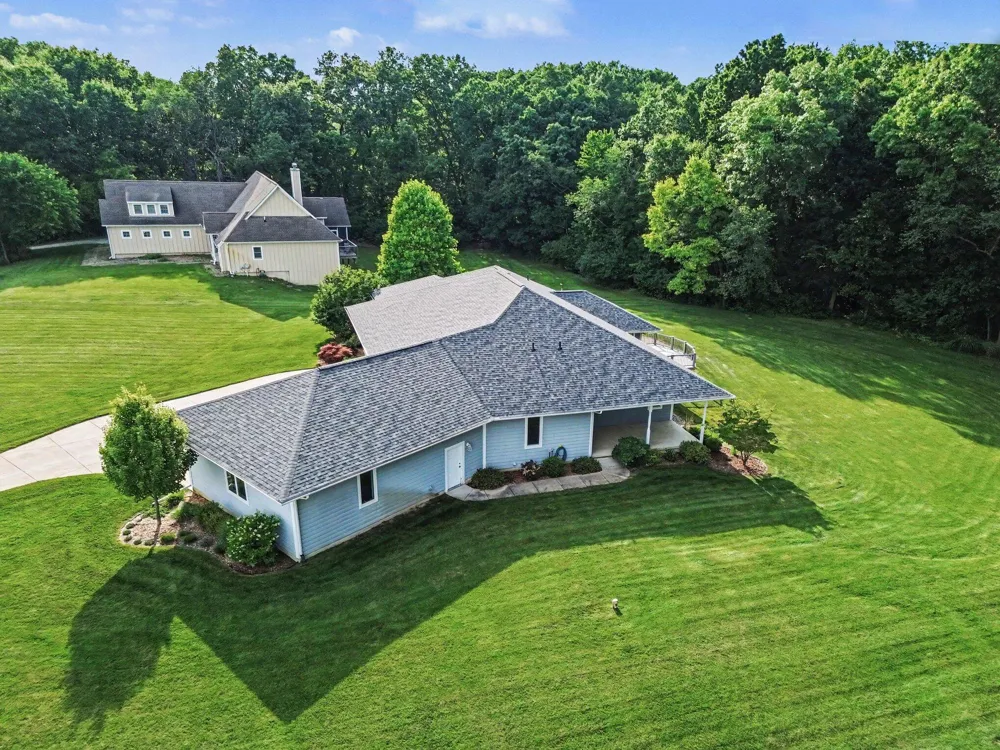 9348 Stoneview Lane Whitmore Lake, MI 48189