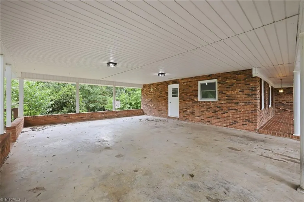 1078 River Road Stoneville, NC 27048