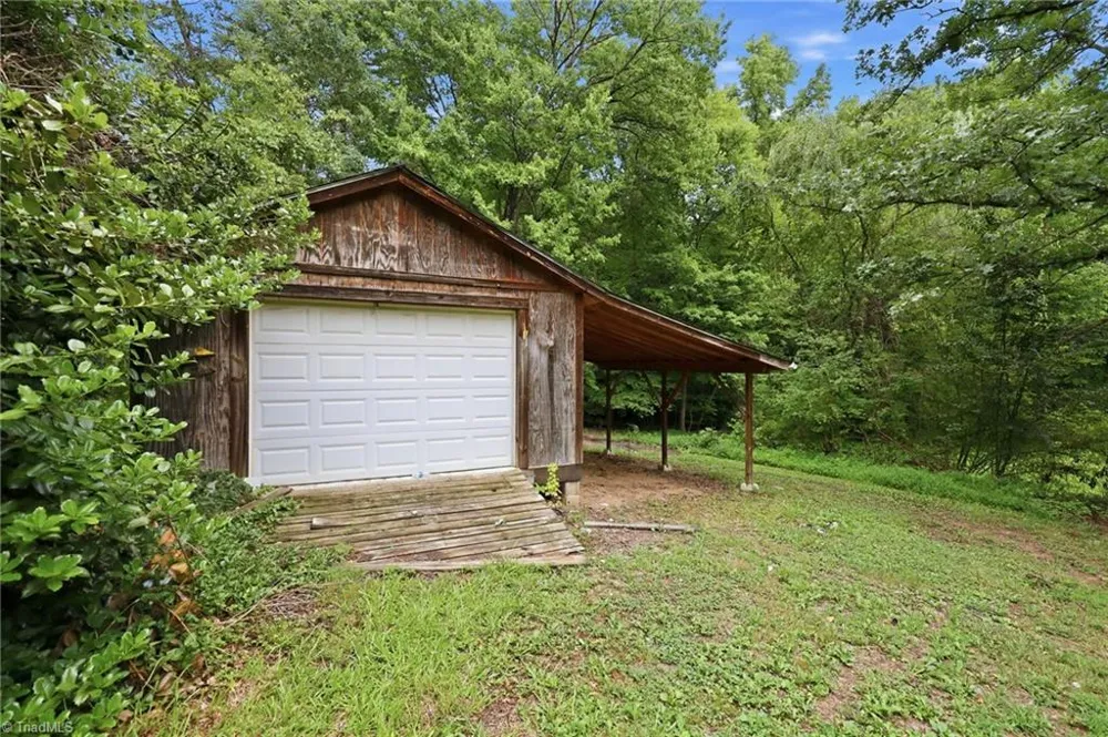 1078 River Road Stoneville, NC 27048