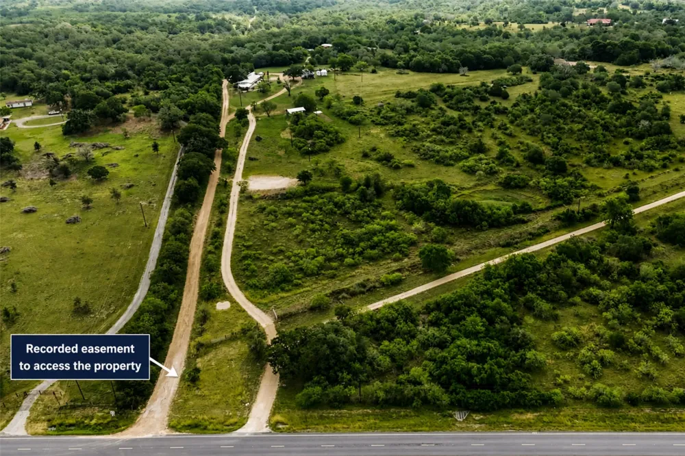 227 Henderson Lane Lockhart, TX 78644