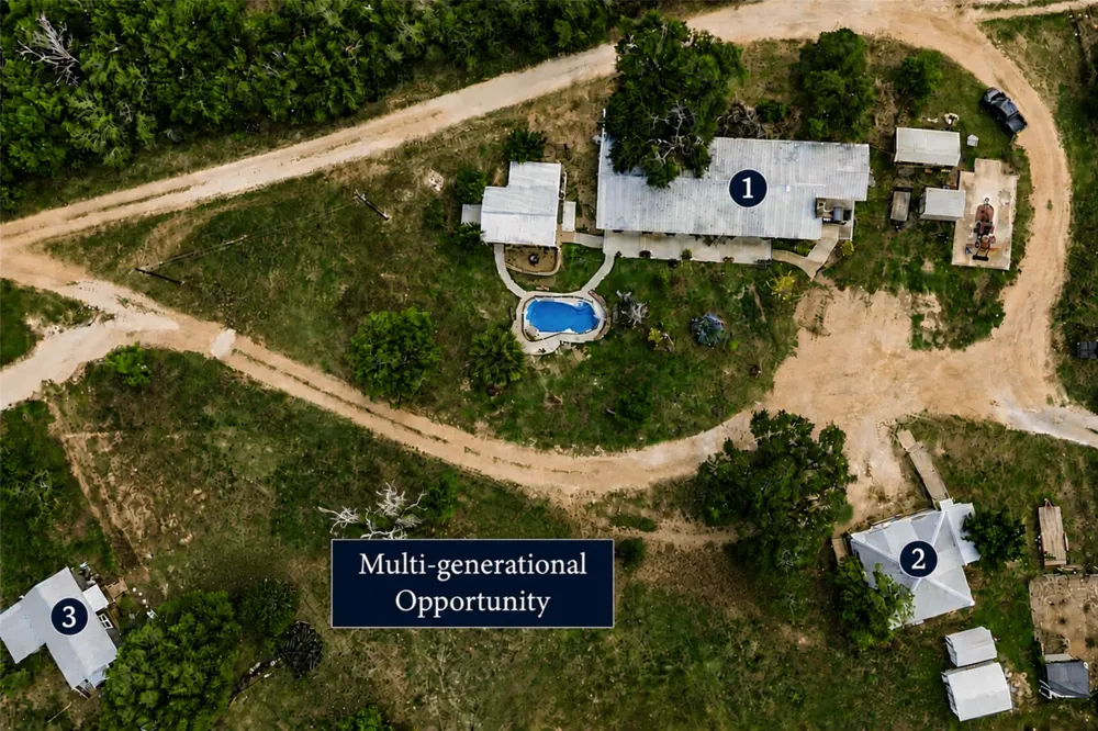 227 Henderson Lane Lockhart, TX 78644