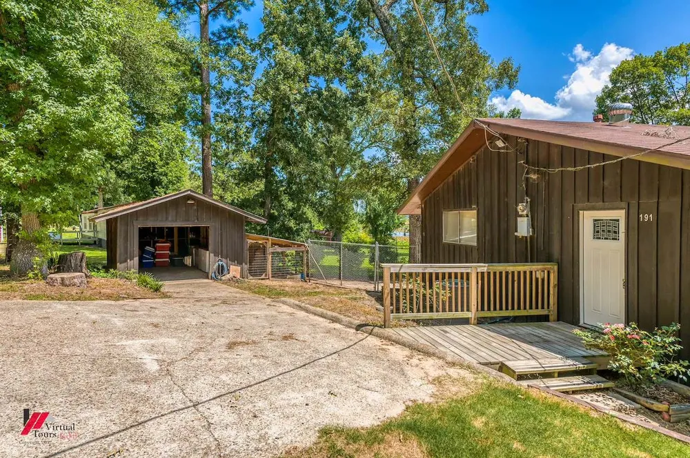 191 Hamby Road Logansport, LA 71049