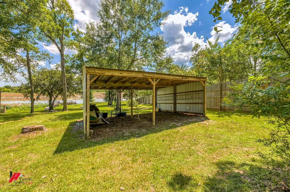 191 Hamby Road Logansport, LA 71049