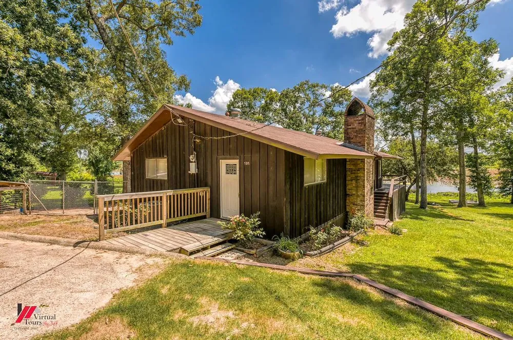 191 Hamby Road Logansport, LA 71049
