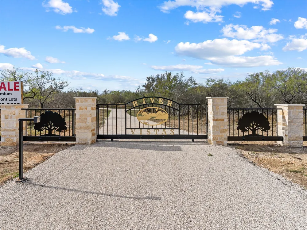 US Hwy 90 Alt Seguin, TX 78155