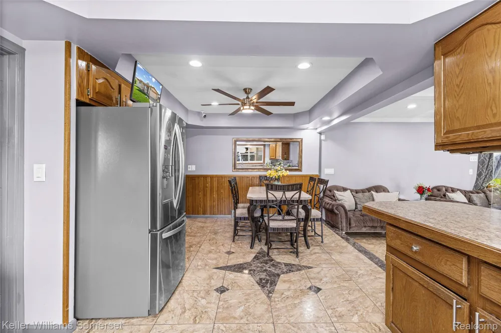 36221 Pickwick Court Sterling Heights City, MI 48310